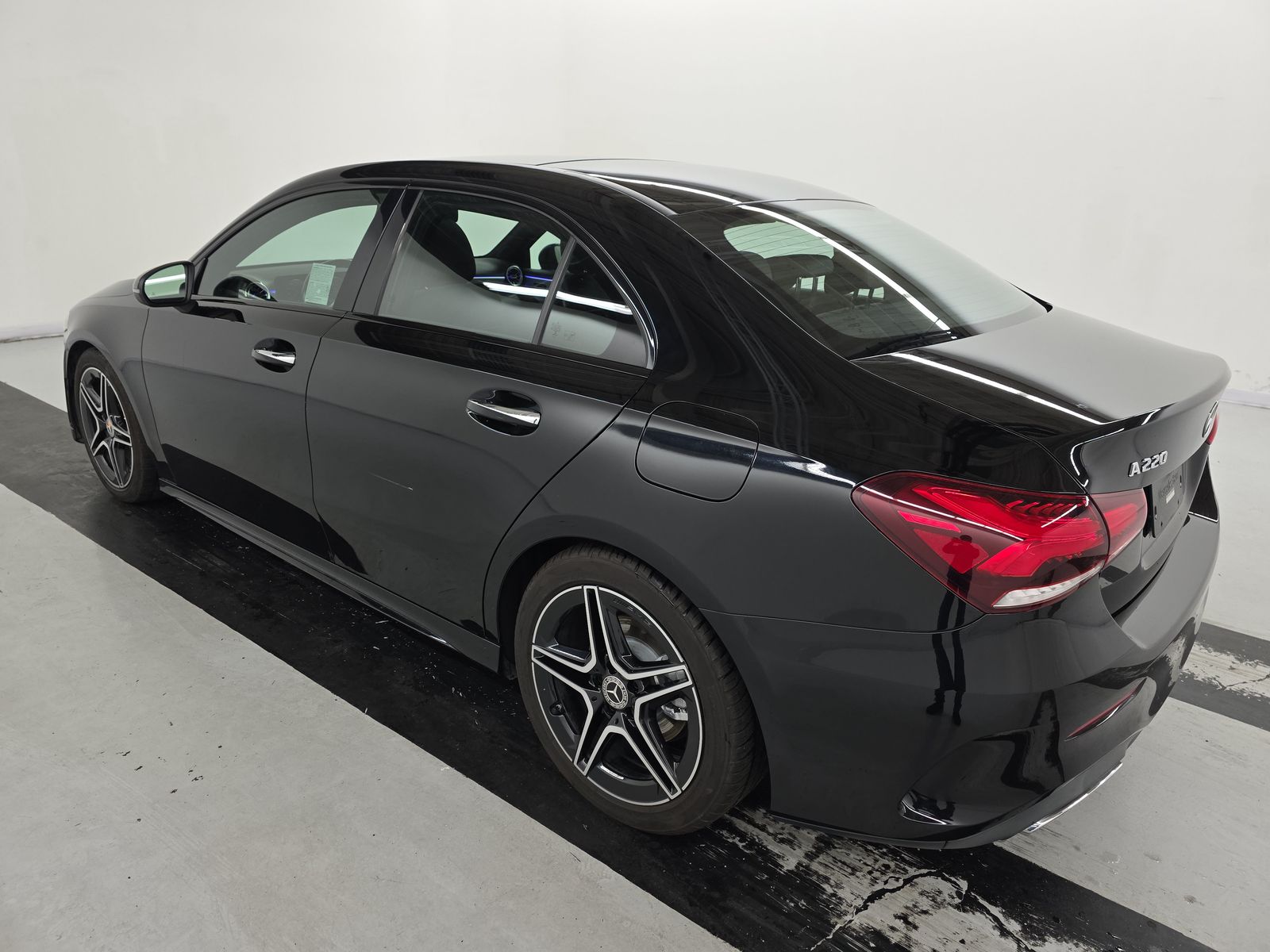 2022 Mercedes-Benz A-Class A 220 FWD