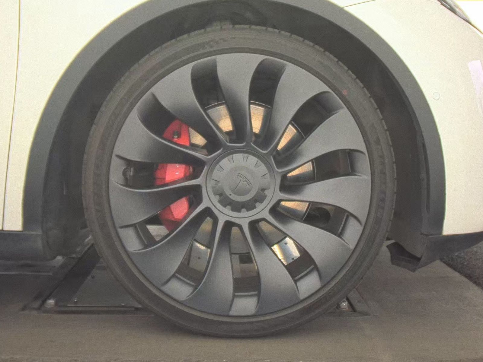 2022 Tesla Model Y Performance AWD