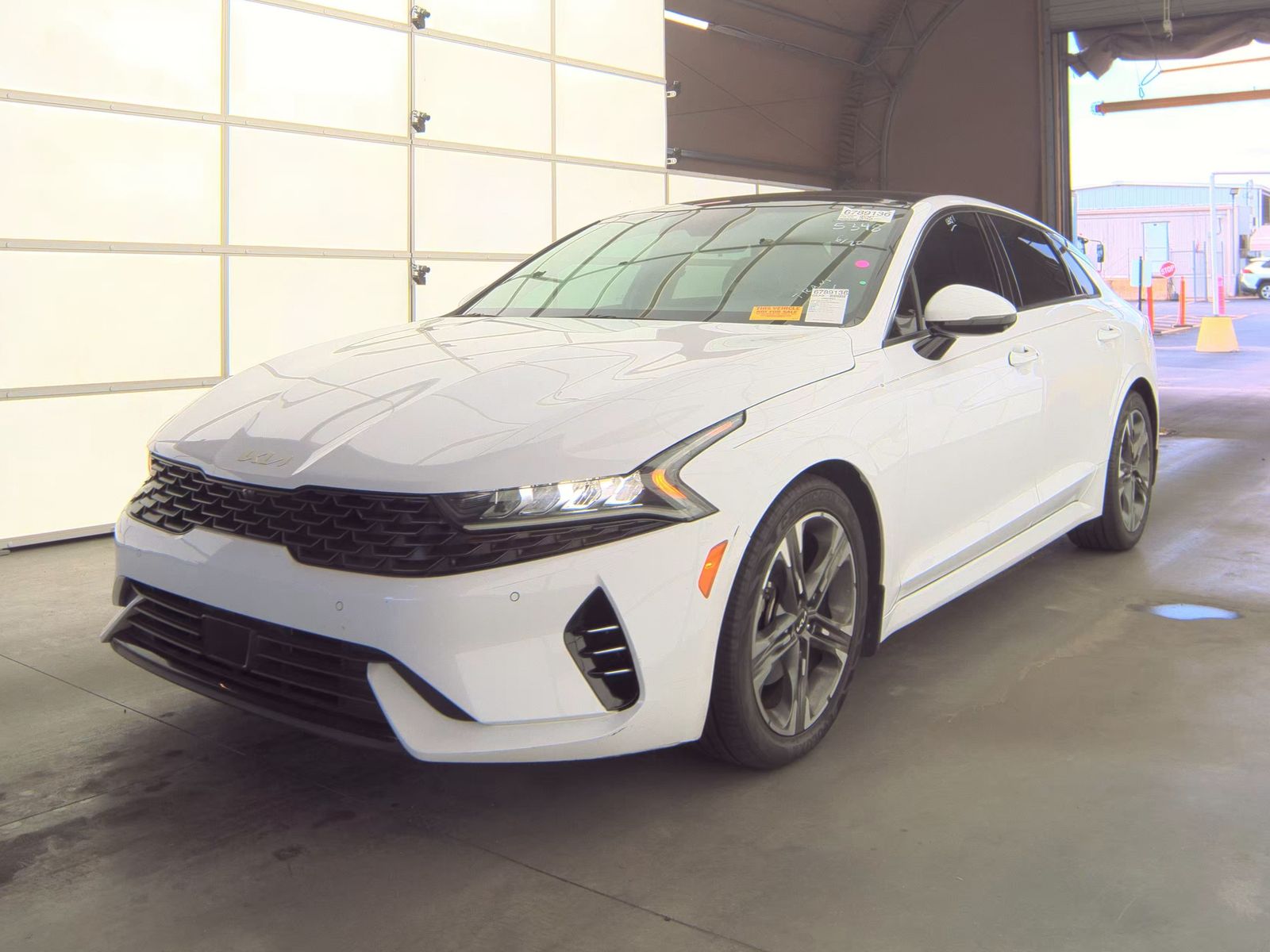 2022 Kia K5 EX FWD