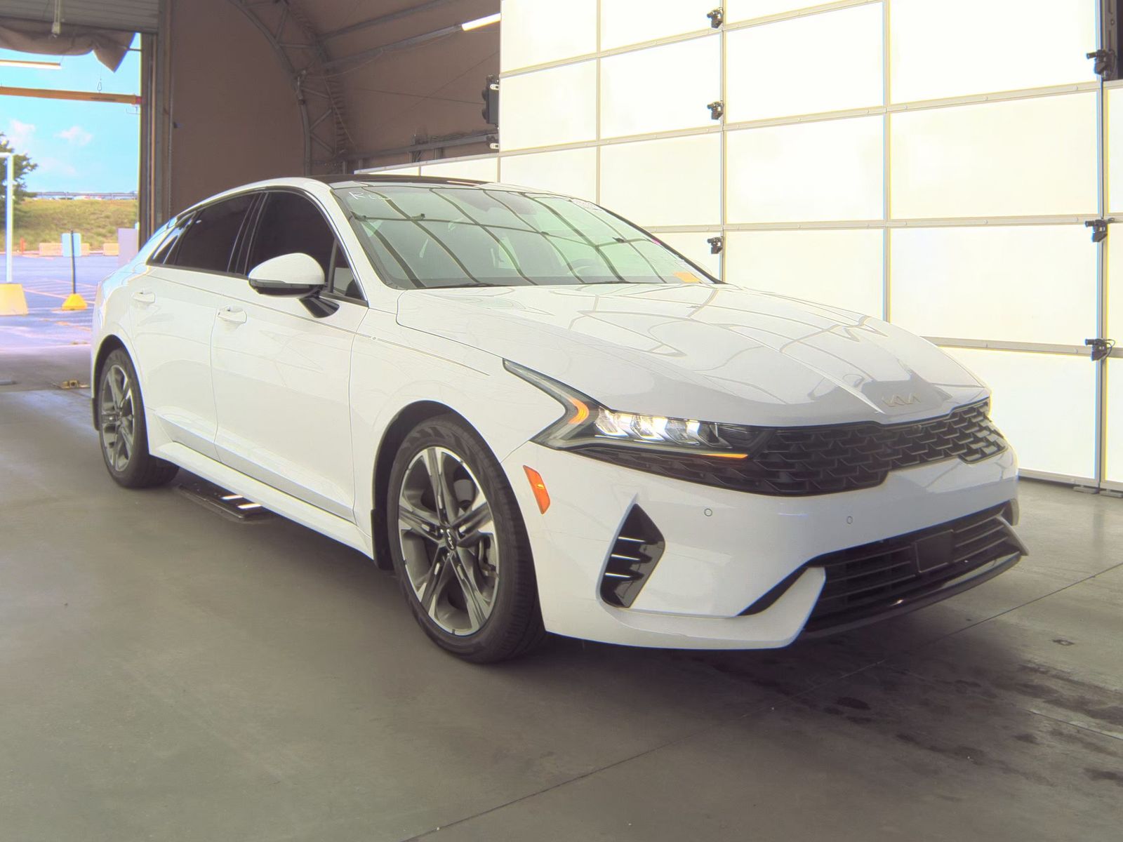 2022 Kia K5 EX FWD