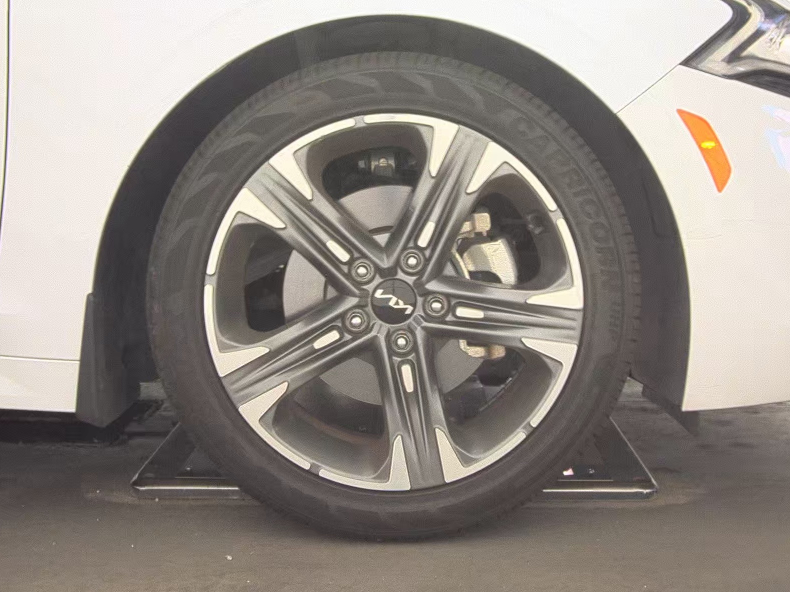 2022 Kia K5 EX FWD