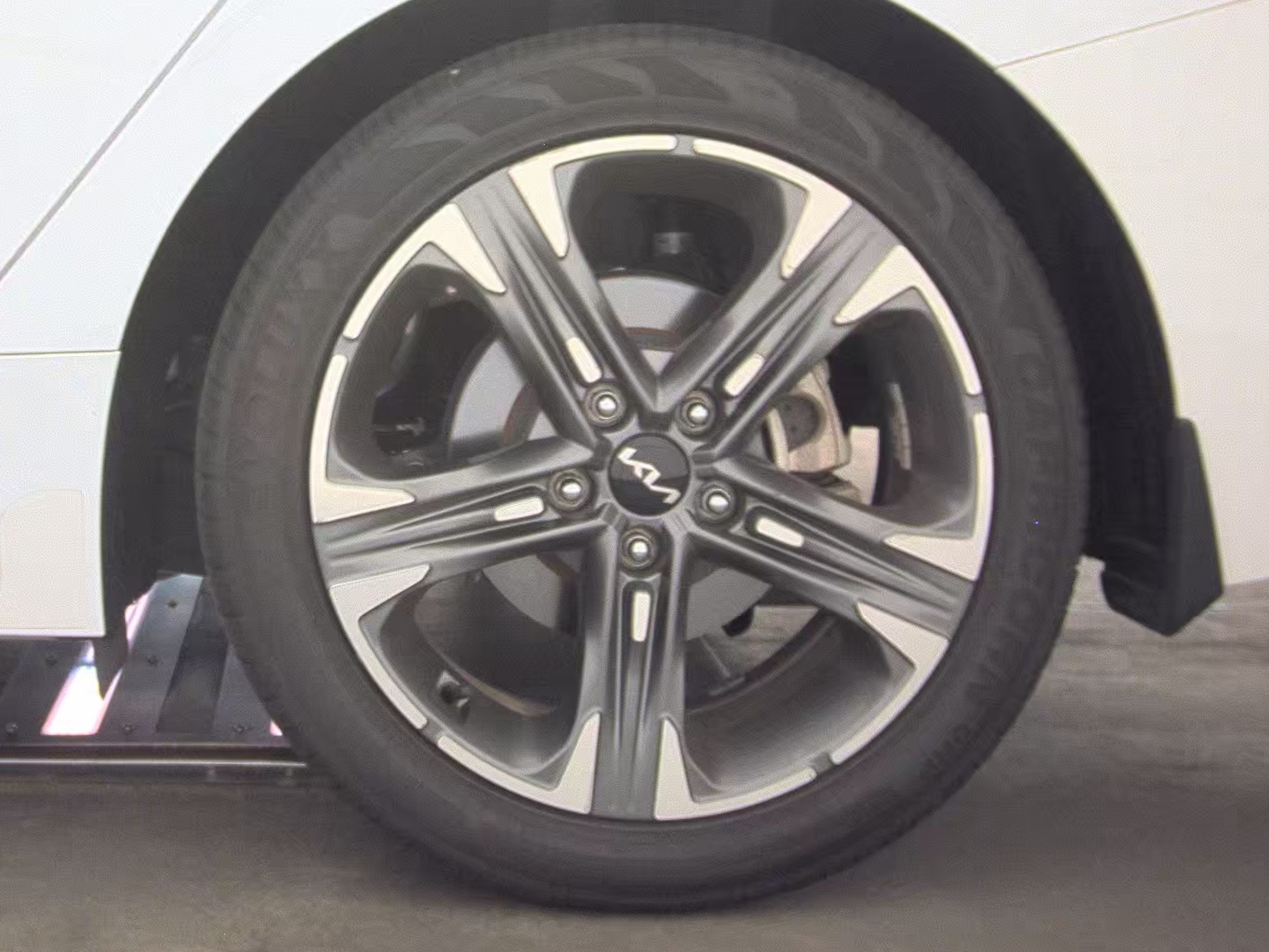 2022 Kia K5 EX FWD