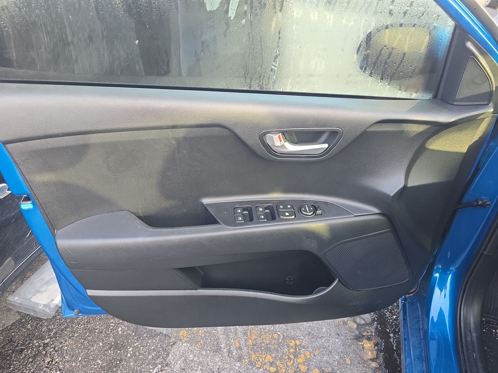 2023 Kia Rio S FWD