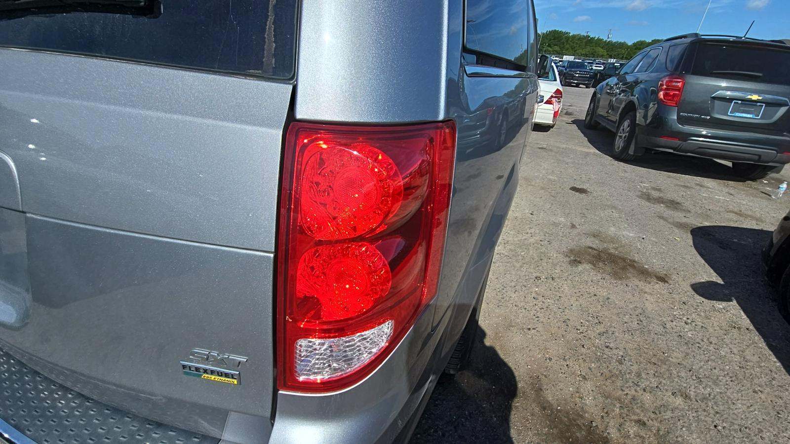 2019 Dodge Grand Caravan SXT FWD