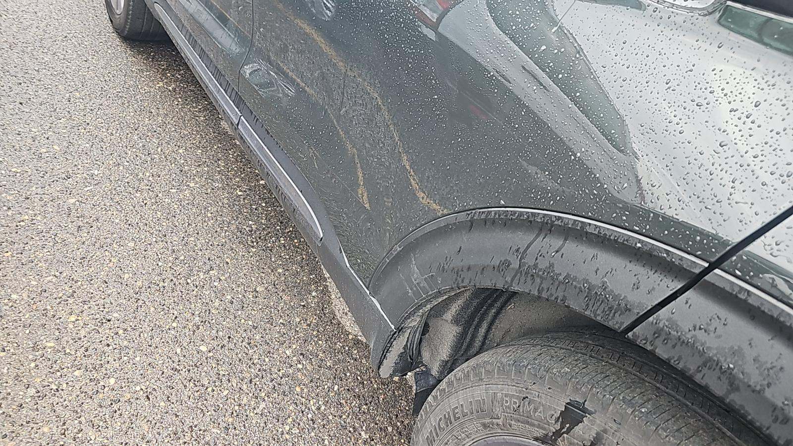 2022 Ford Explorer XLT AWD
