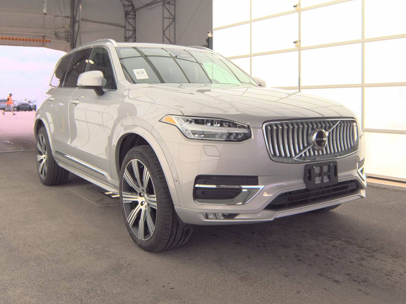 2024 Volvo XC90 B5 Plus AWD
