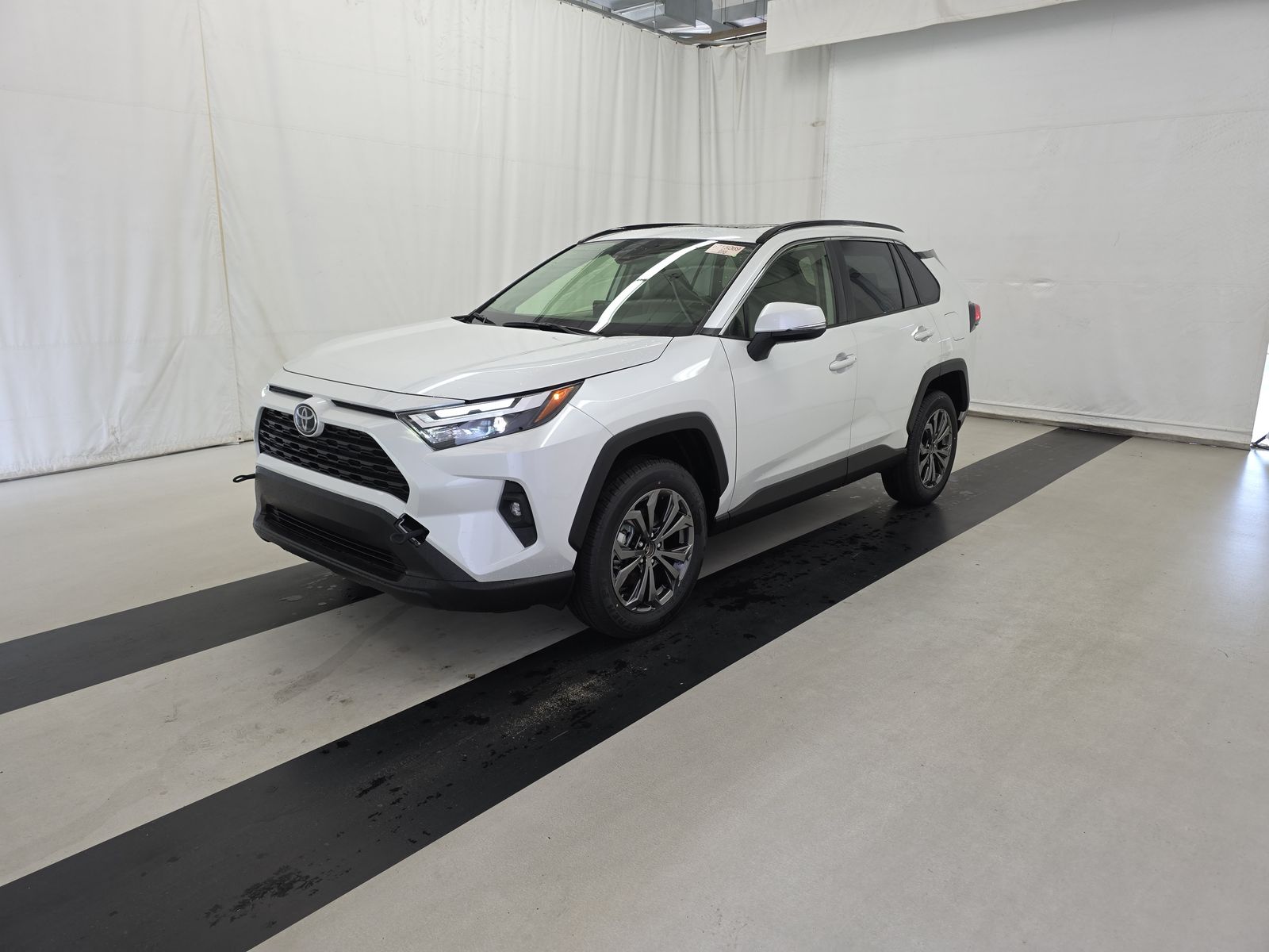 2025 Toyota RAV4 Hybrid XLE Premium AWD