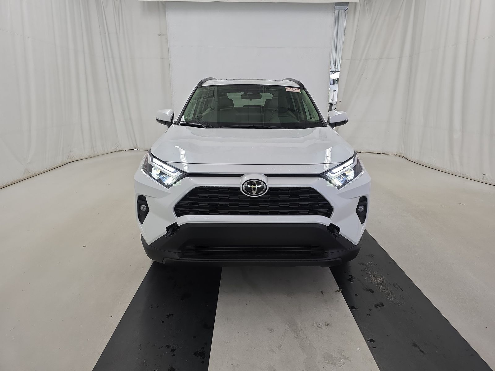 2025 Toyota RAV4 Hybrid XLE Premium AWD