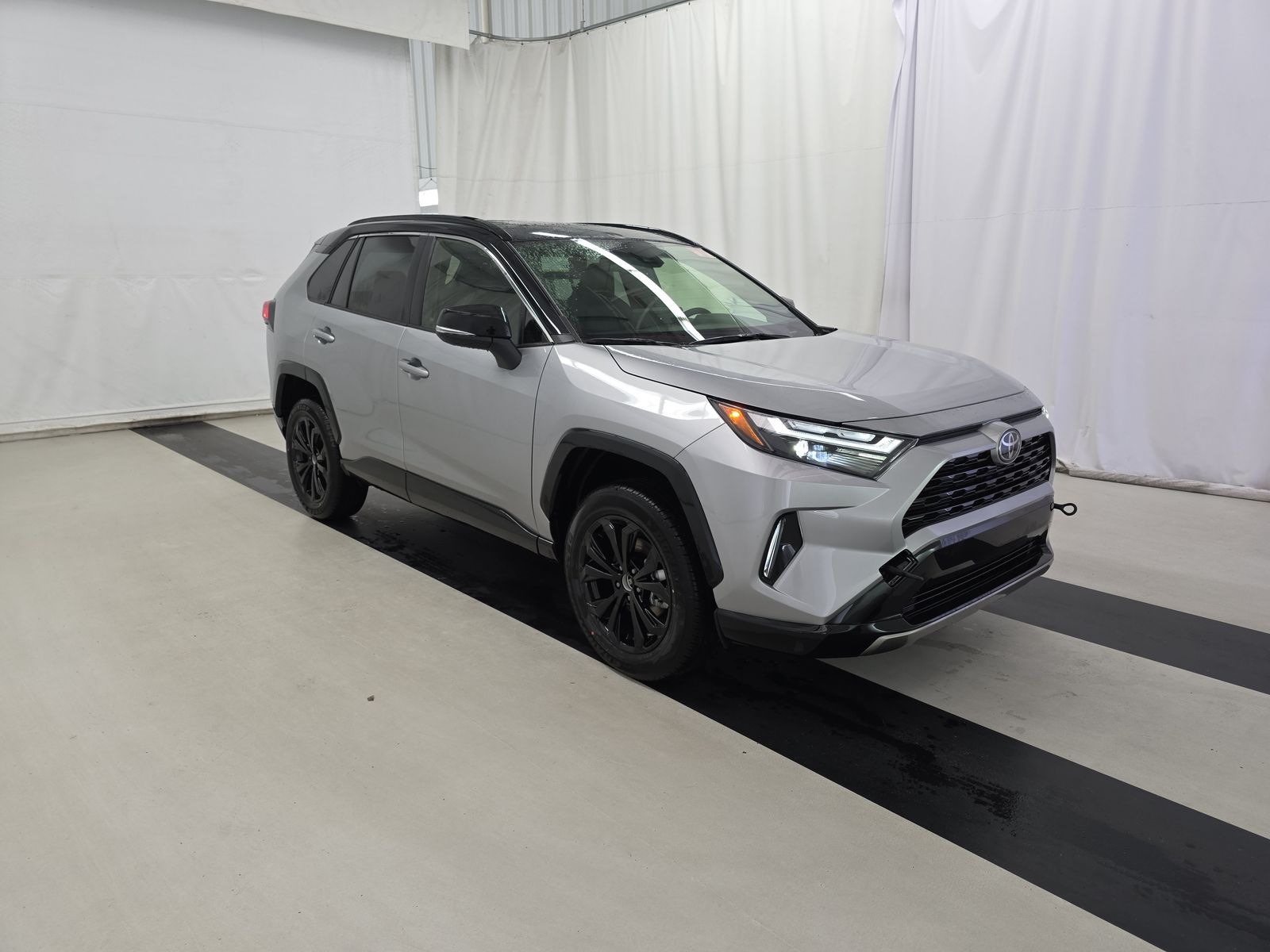 2025 Toyota RAV4 Hybrid XSE AWD