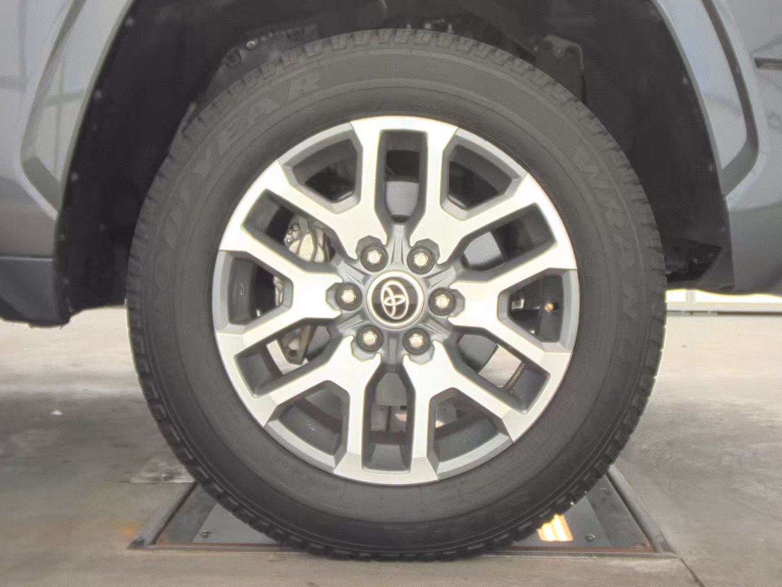 2022 Toyota Tundra Hybrid 1794 Edition AWD