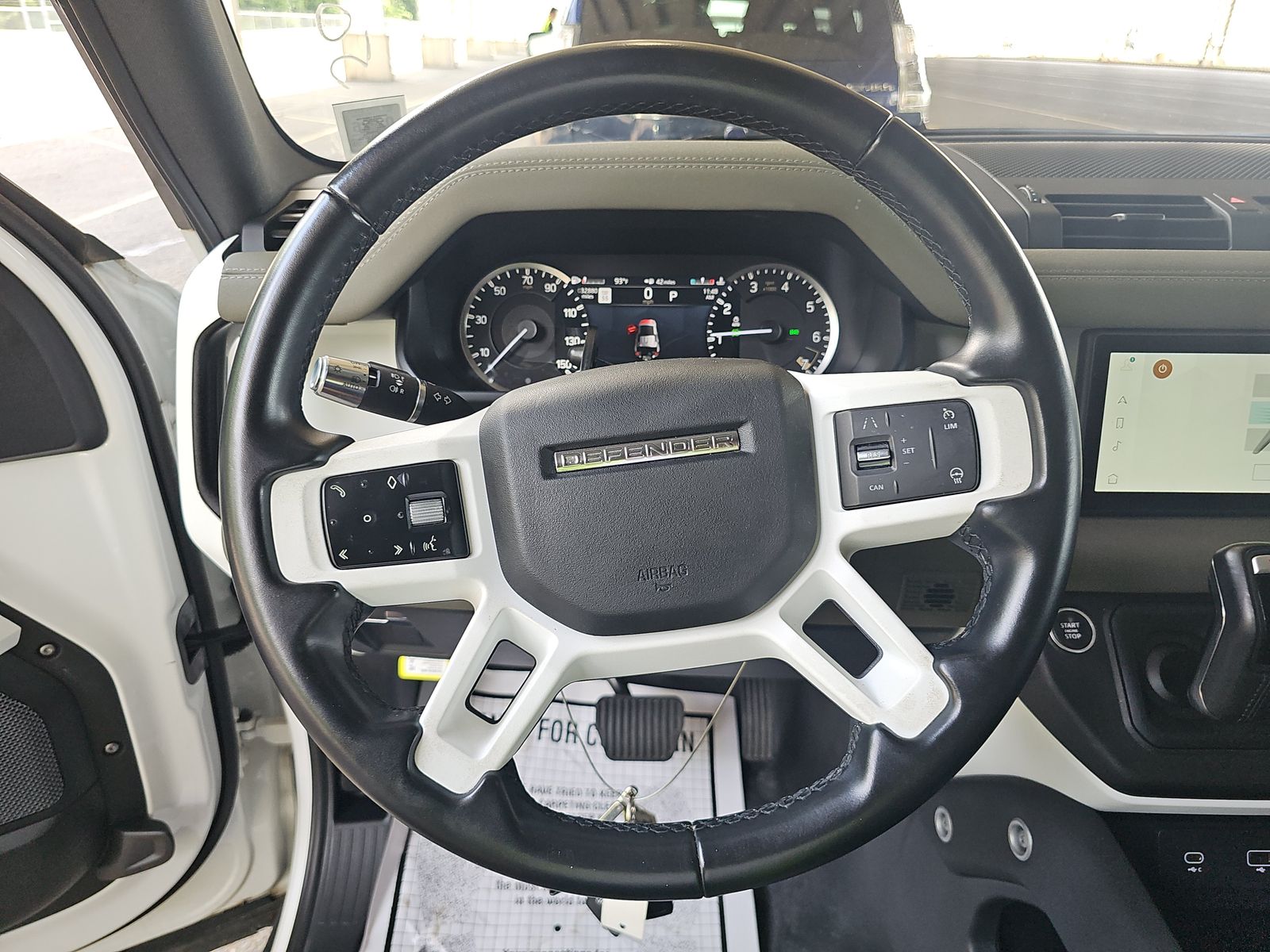 2022 Land Rover Defender 110 SE AWD