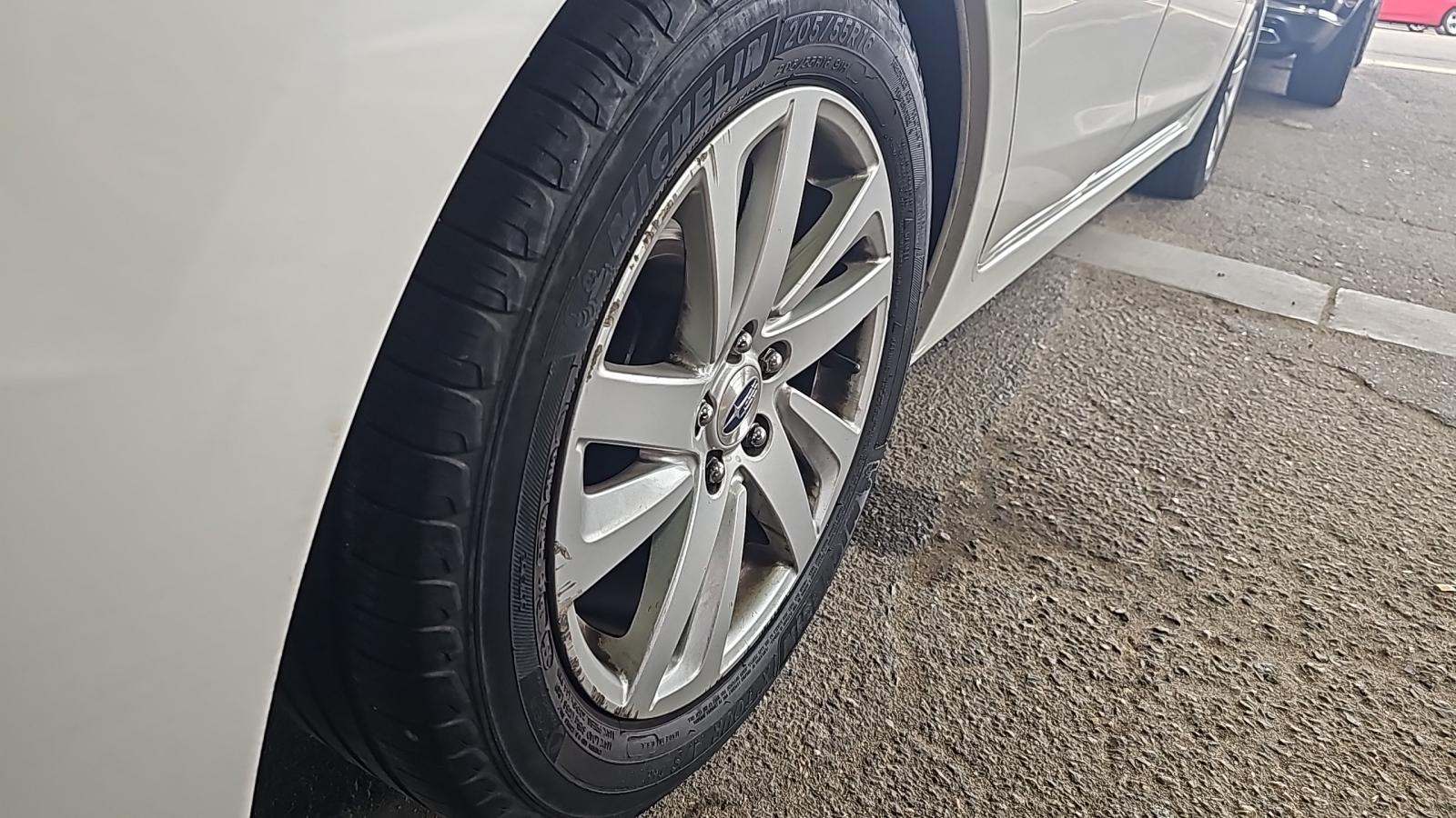 2015 Subaru Impreza 2.0i Premium AWD