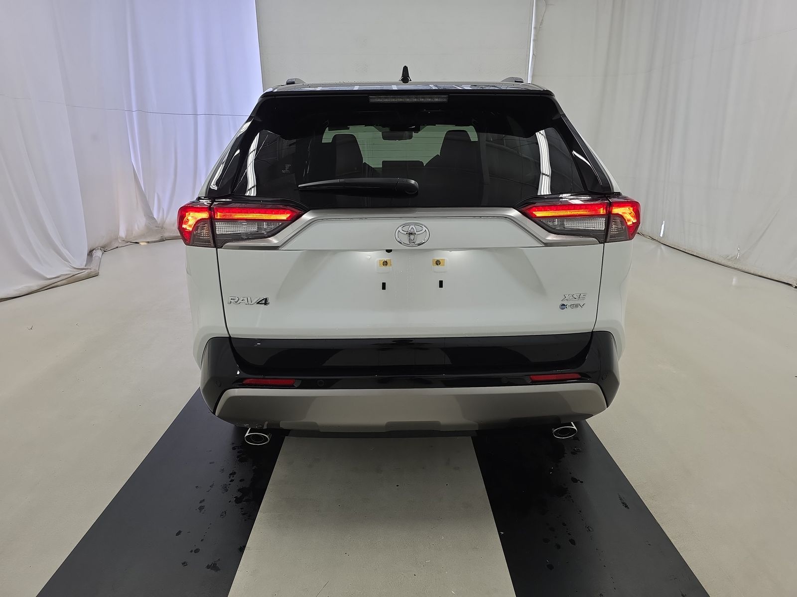 2025 Toyota RAV4 Hybrid XSE AWD