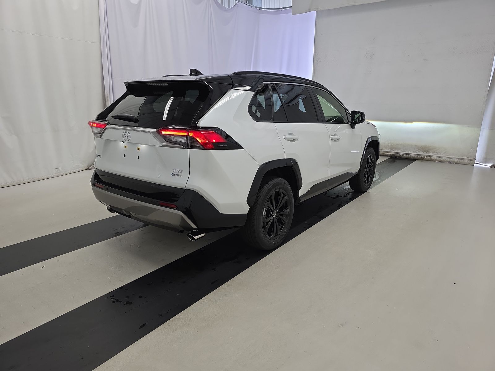 2025 Toyota RAV4 Hybrid XSE AWD