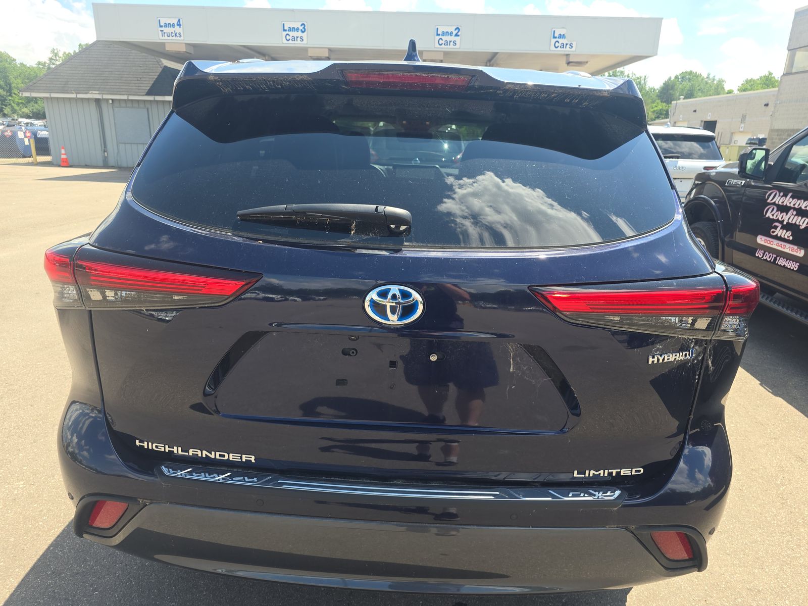 2023 Toyota Highlander Hybrid Limited AWD