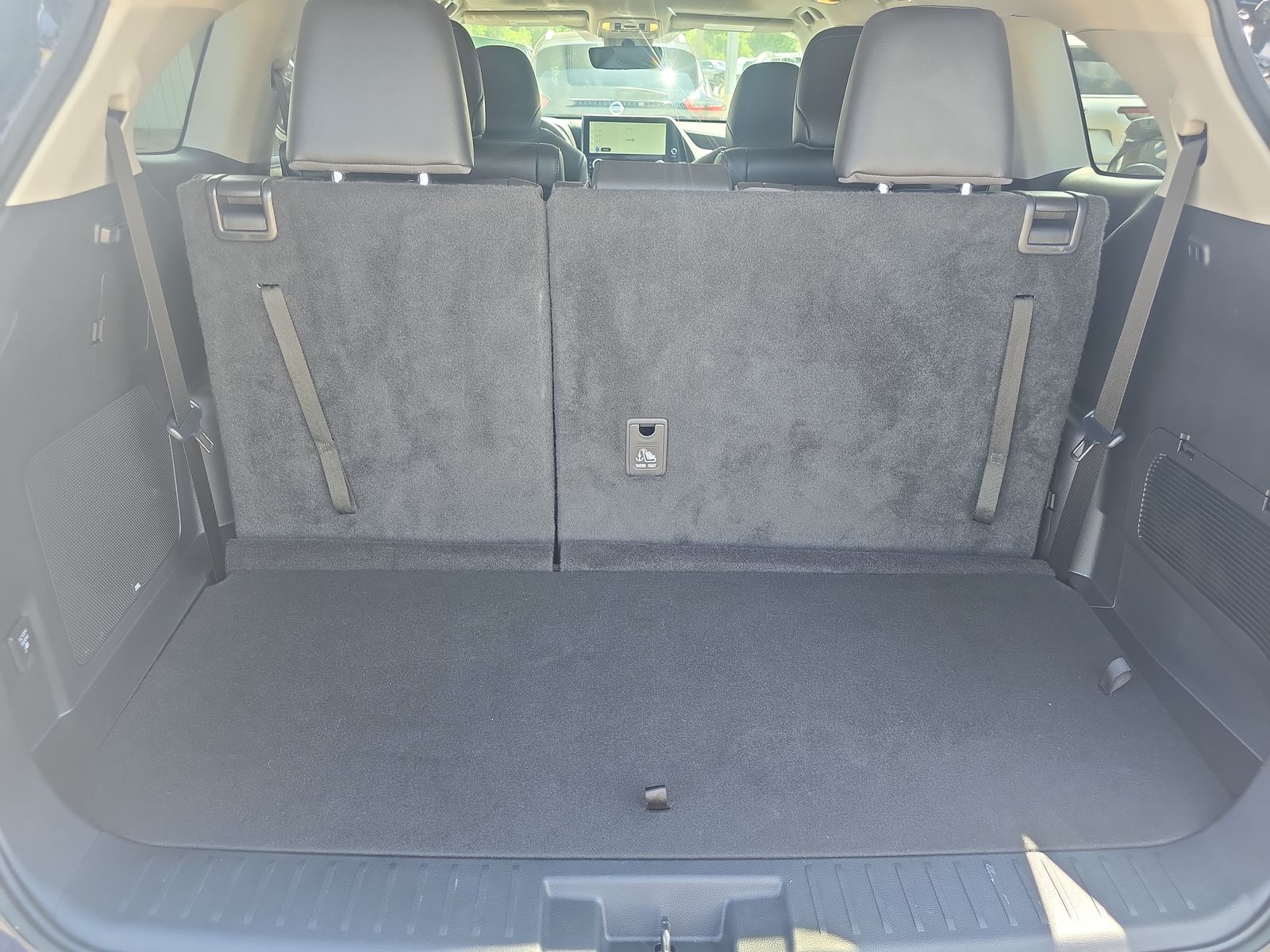 2023 Toyota Highlander Hybrid Limited AWD