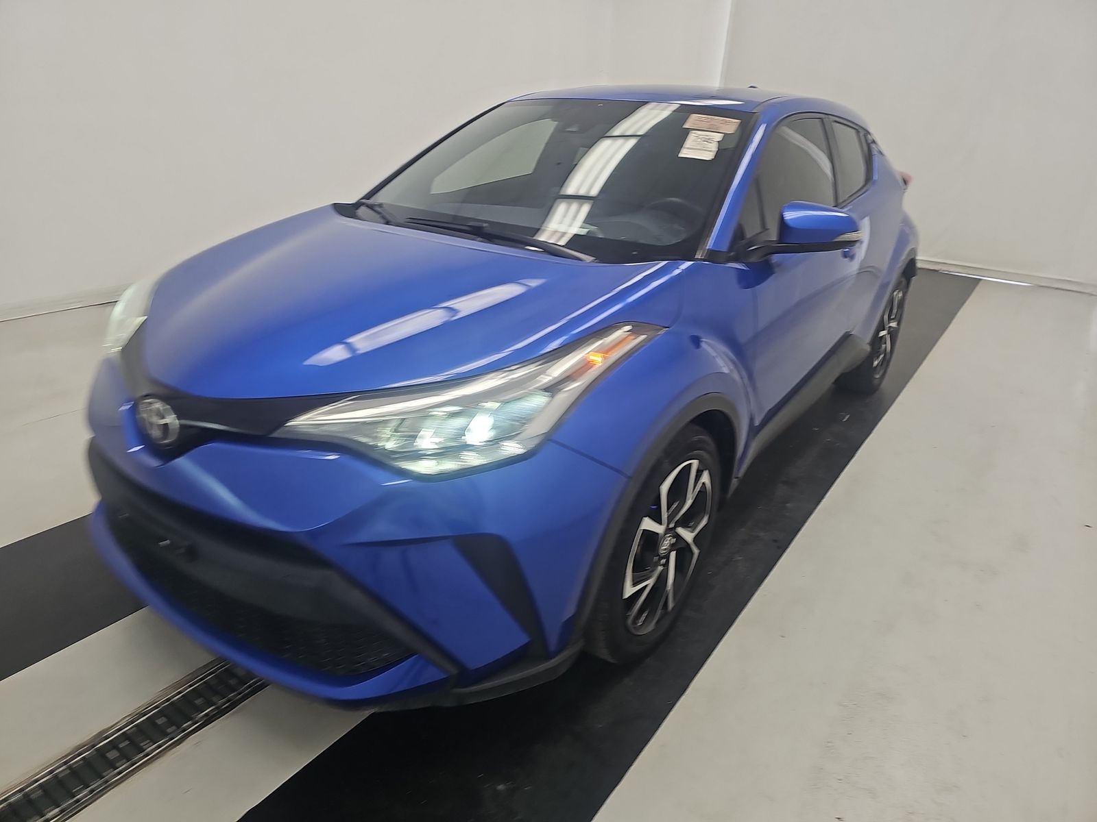 2020 Toyota C-HR XLE FWD