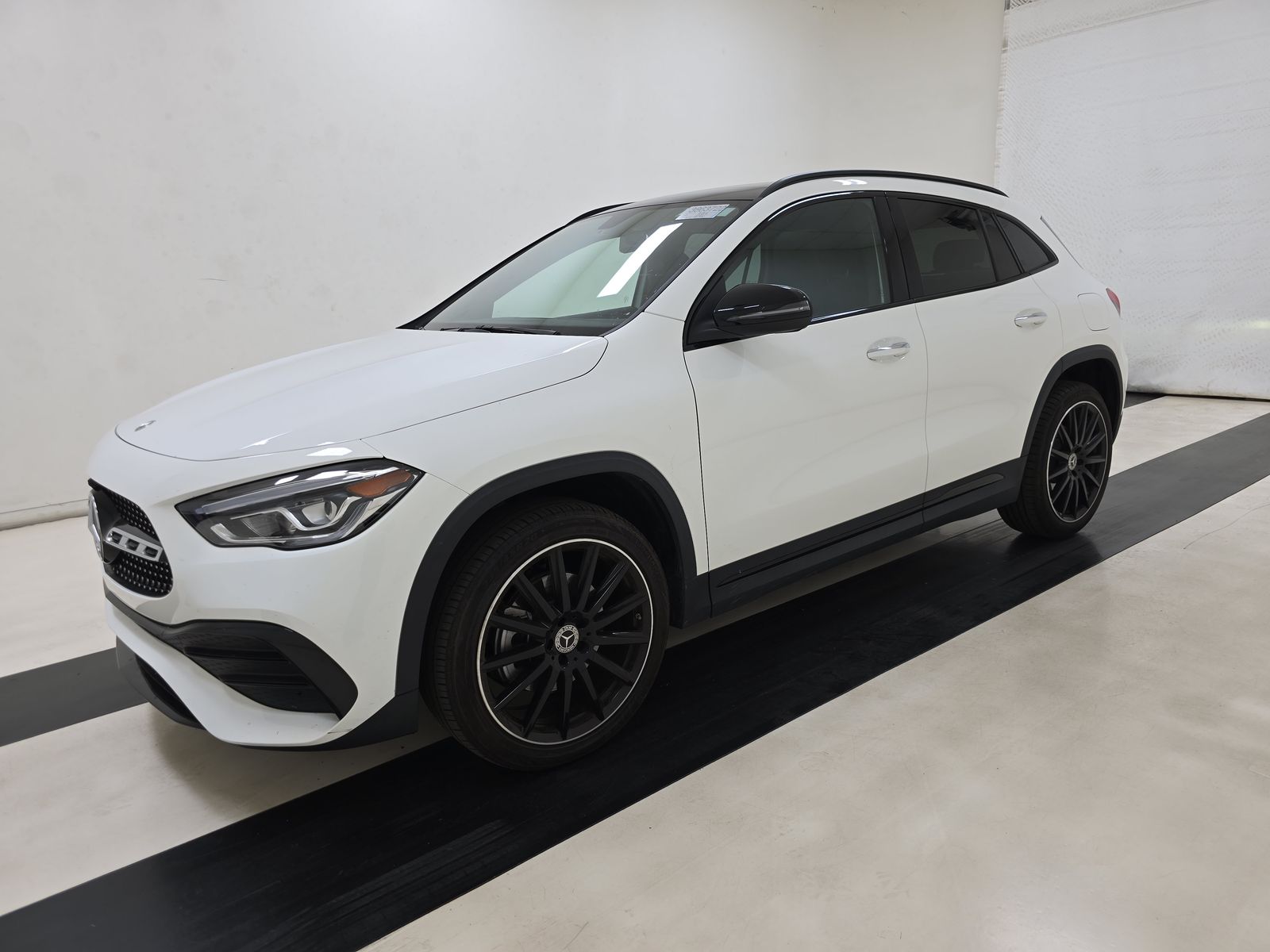 2023 Mercedes-Benz GLA 250