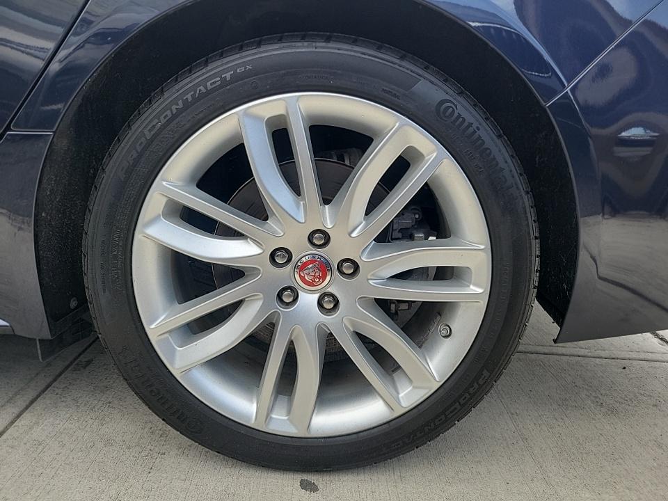 2022 Jaguar XF R-Dynamic SE AWD