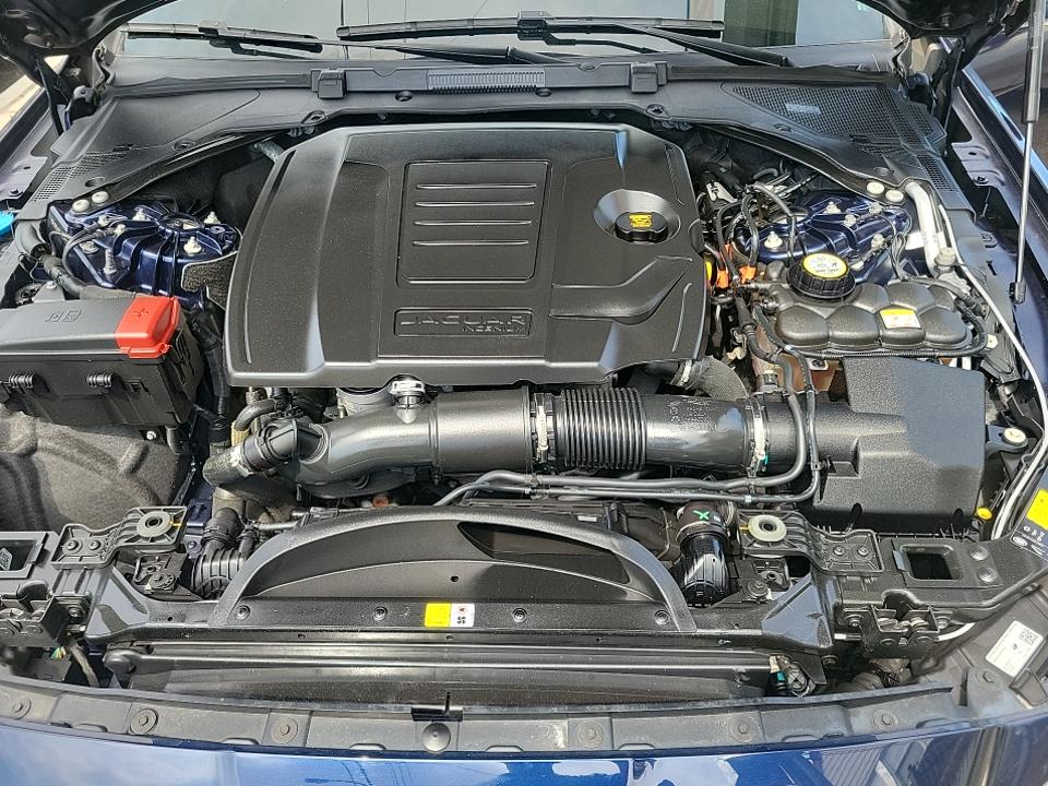 2022 Jaguar XF R-Dynamic SE AWD