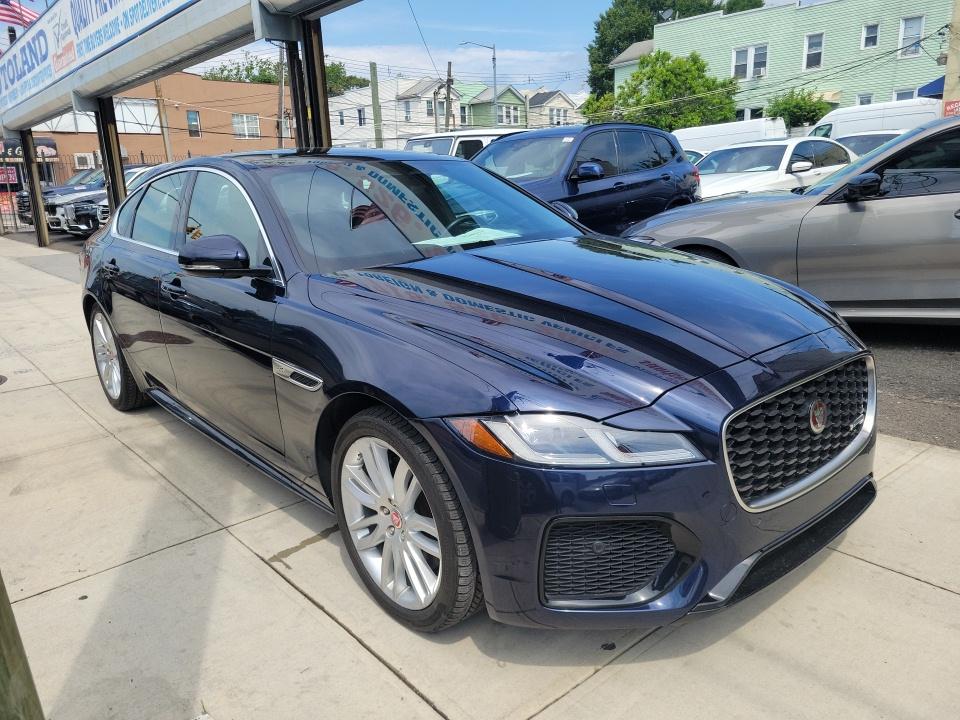 2022 Jaguar XF R-Dynamic SE AWD