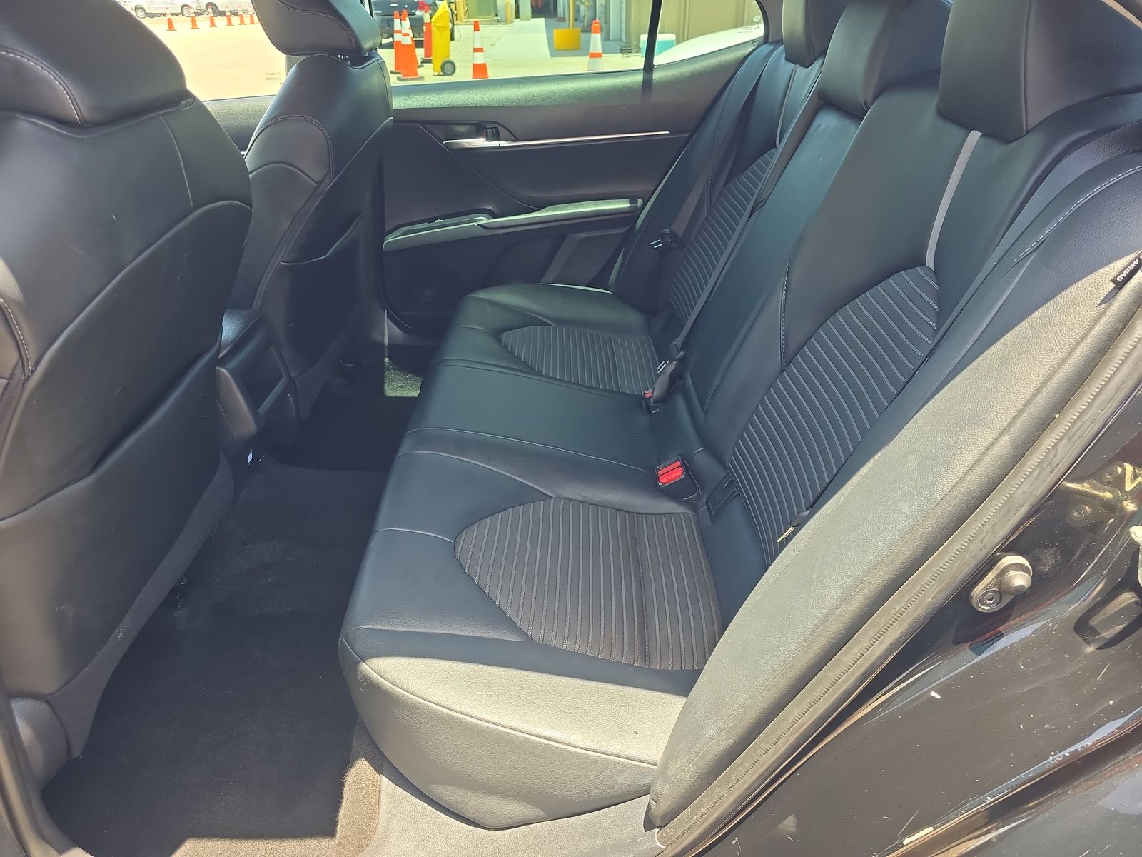 2020 Toyota Camry SE FWD