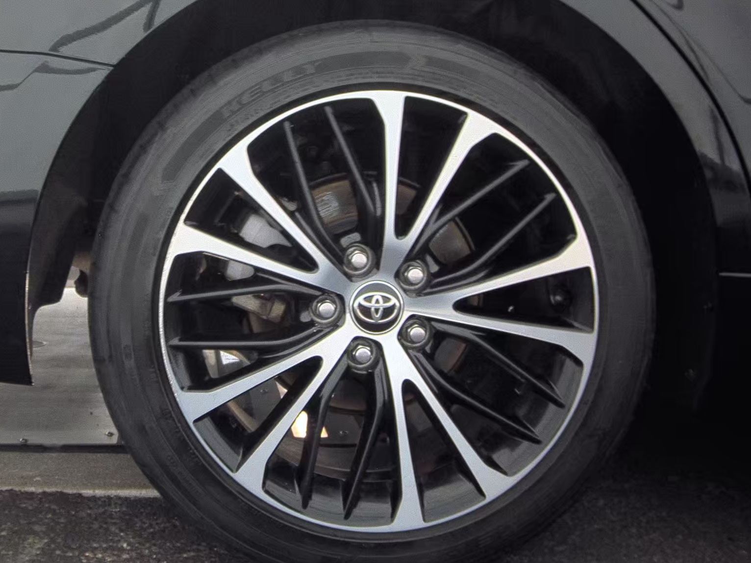 2020 Toyota Camry SE FWD