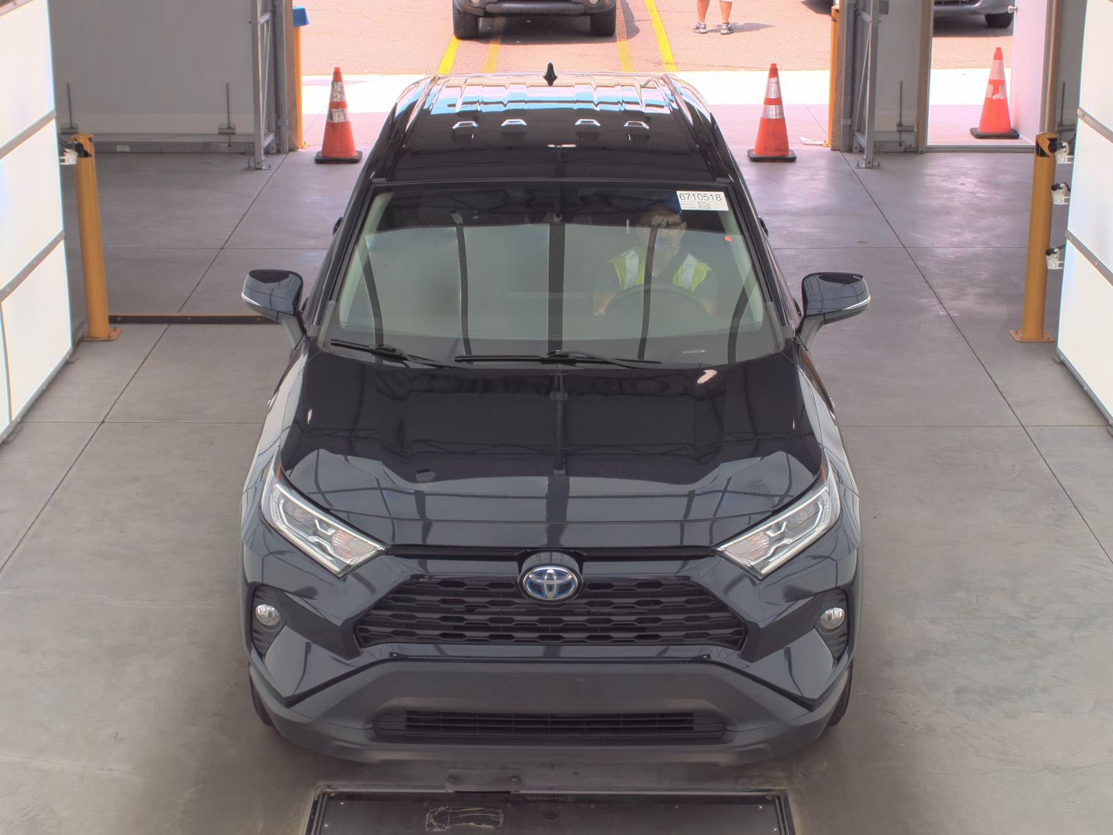2021 Toyota RAV4 Hybrid XLE AWD