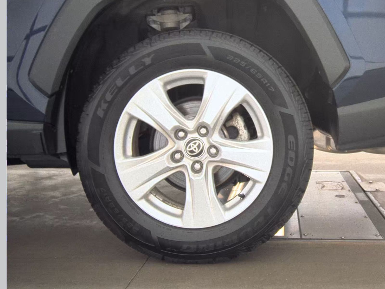 2021 Toyota RAV4 Hybrid XLE AWD