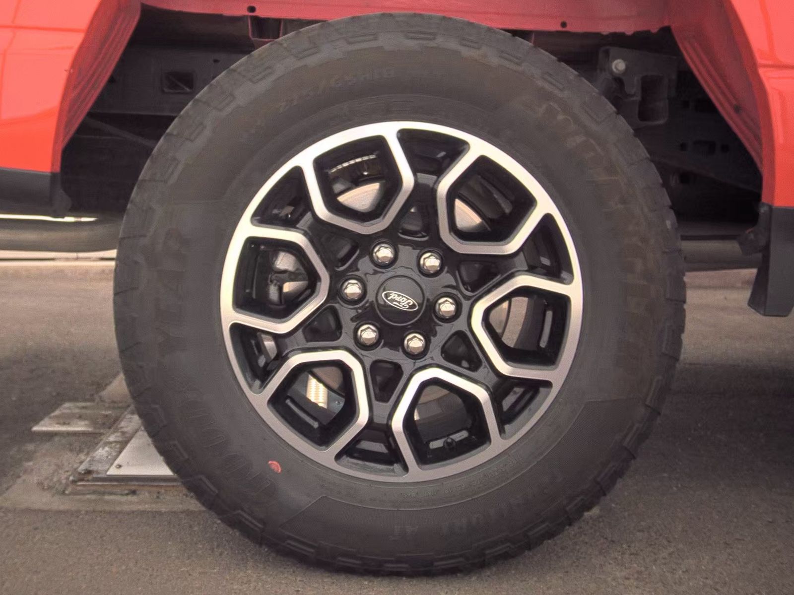 2023 Ford F-150 XLT AWD