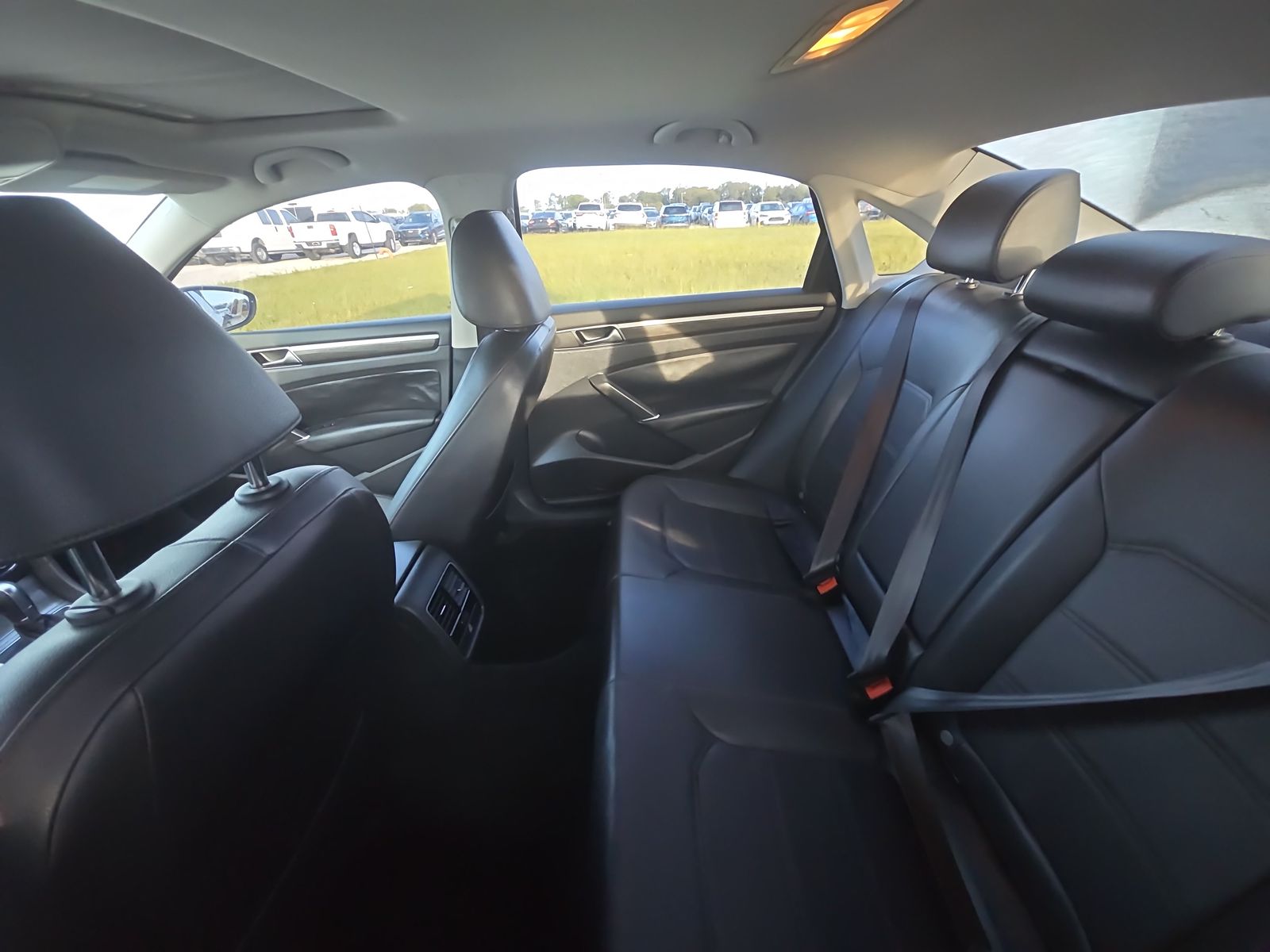 2018 Volkswagen Passat 2.0T SE FWD