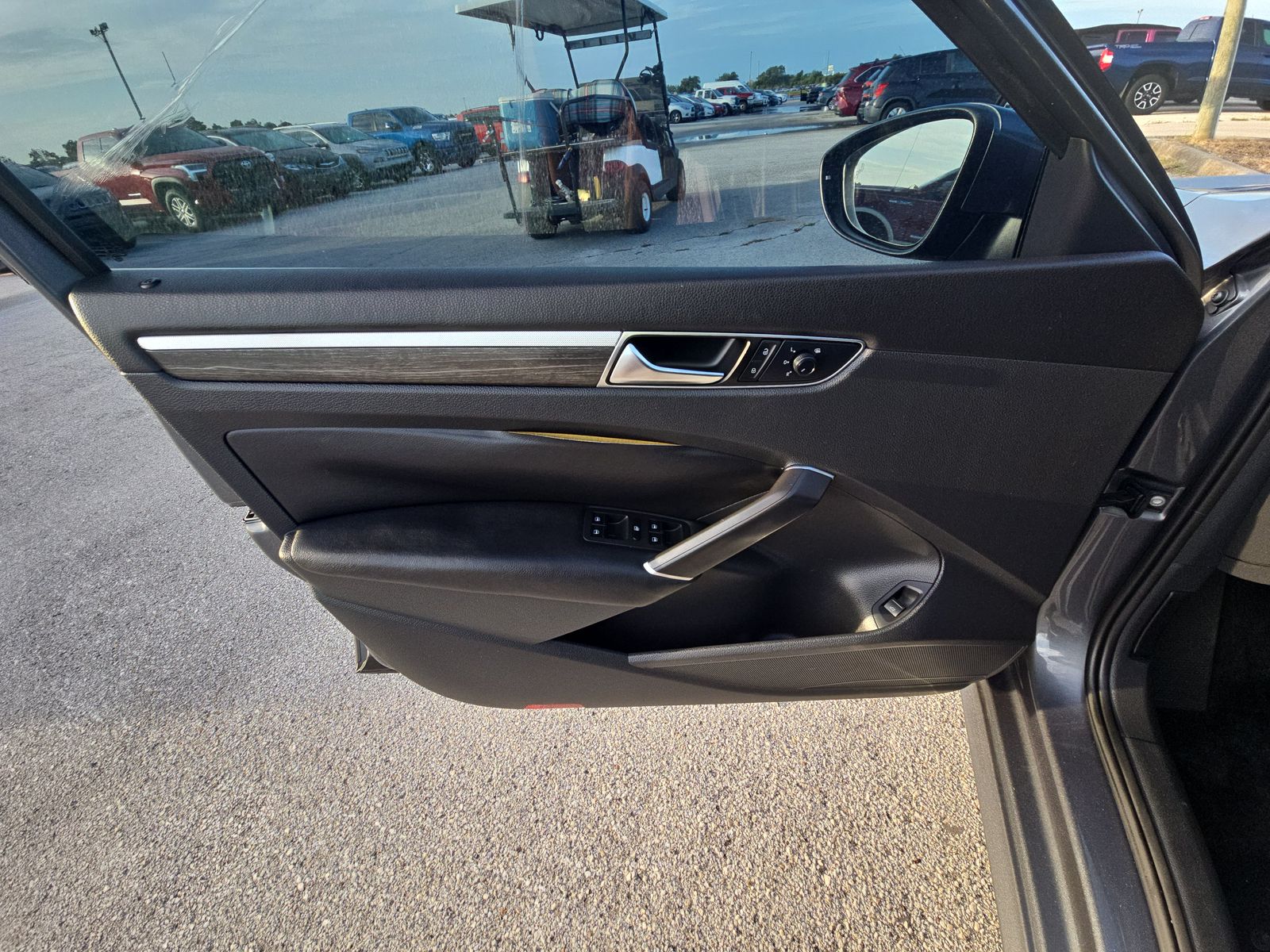 2018 Volkswagen Passat 2.0T SE FWD