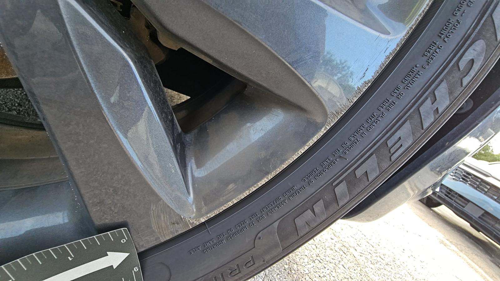 2019 Chrysler Pacifica Limited FWD