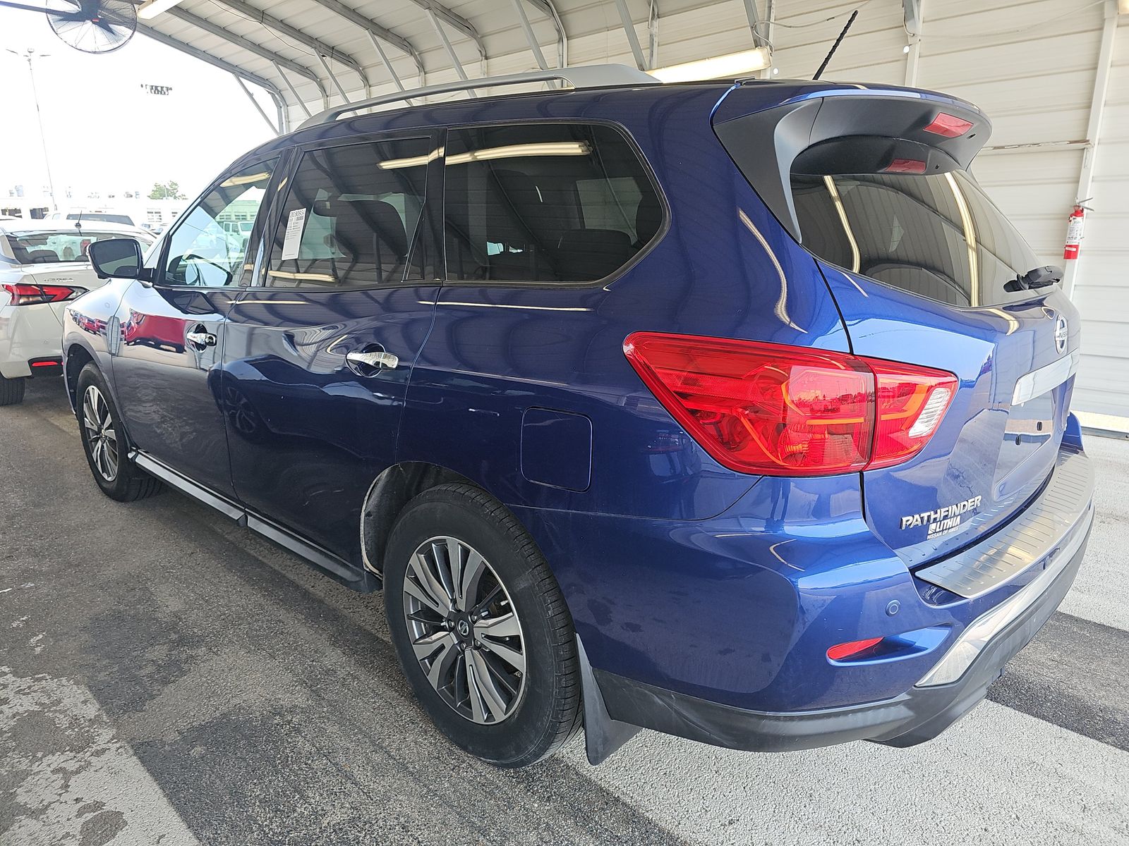 2017 Nissan Pathfinder SL AWD