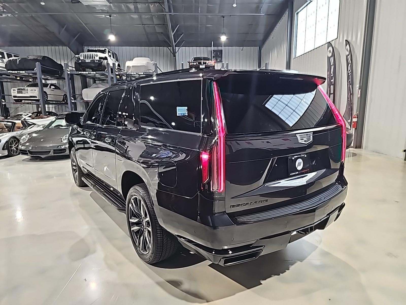 2024 Cadillac Escalade ESV Sport Platinum AWD