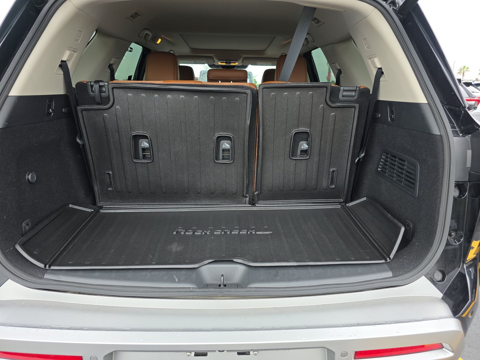 2024 Nissan Pathfinder Platinum FWD