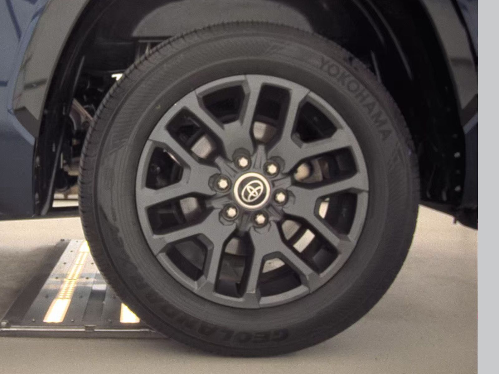 2022 Toyota Tundra Hybrid Platinum AWD