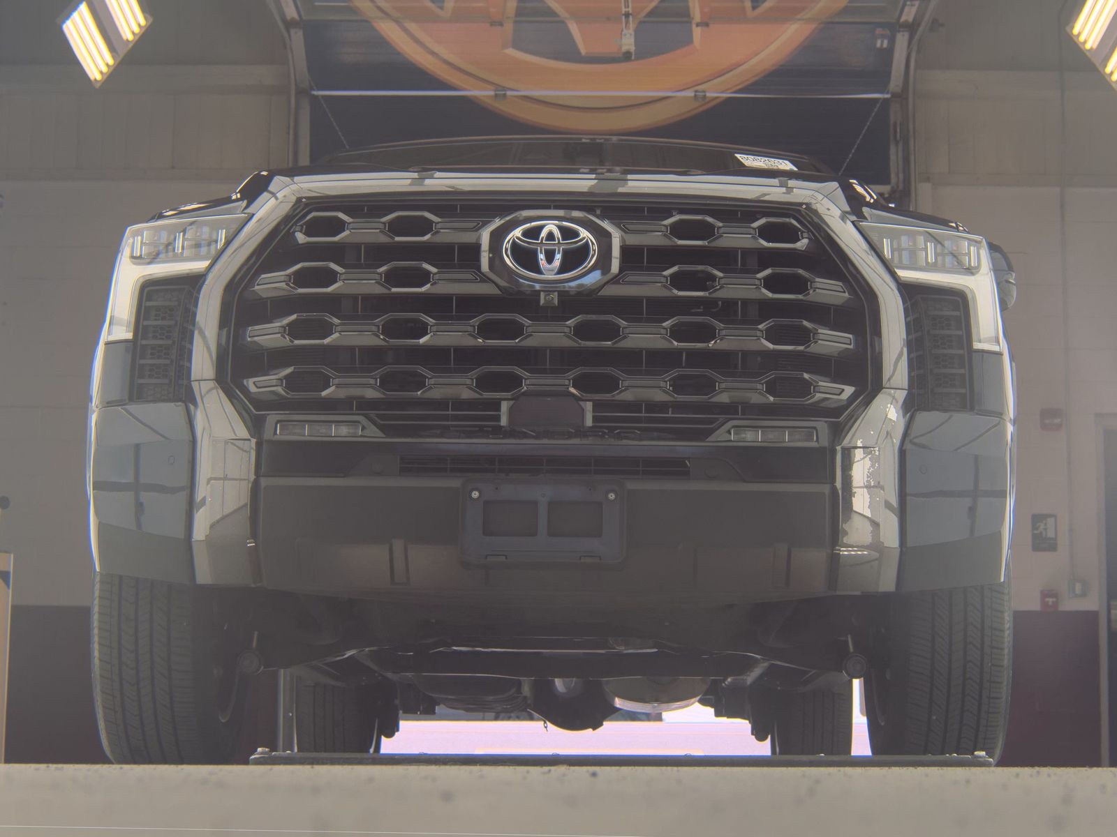 2022 Toyota Tundra Hybrid Platinum AWD