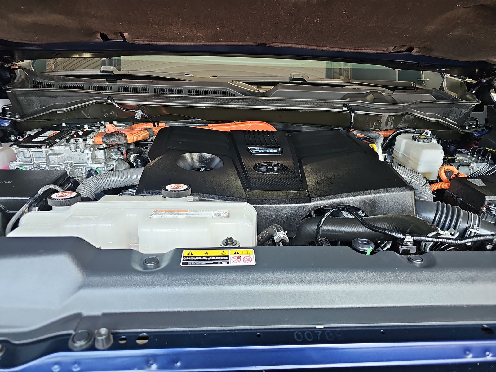 2022 Toyota Tundra Hybrid Platinum AWD