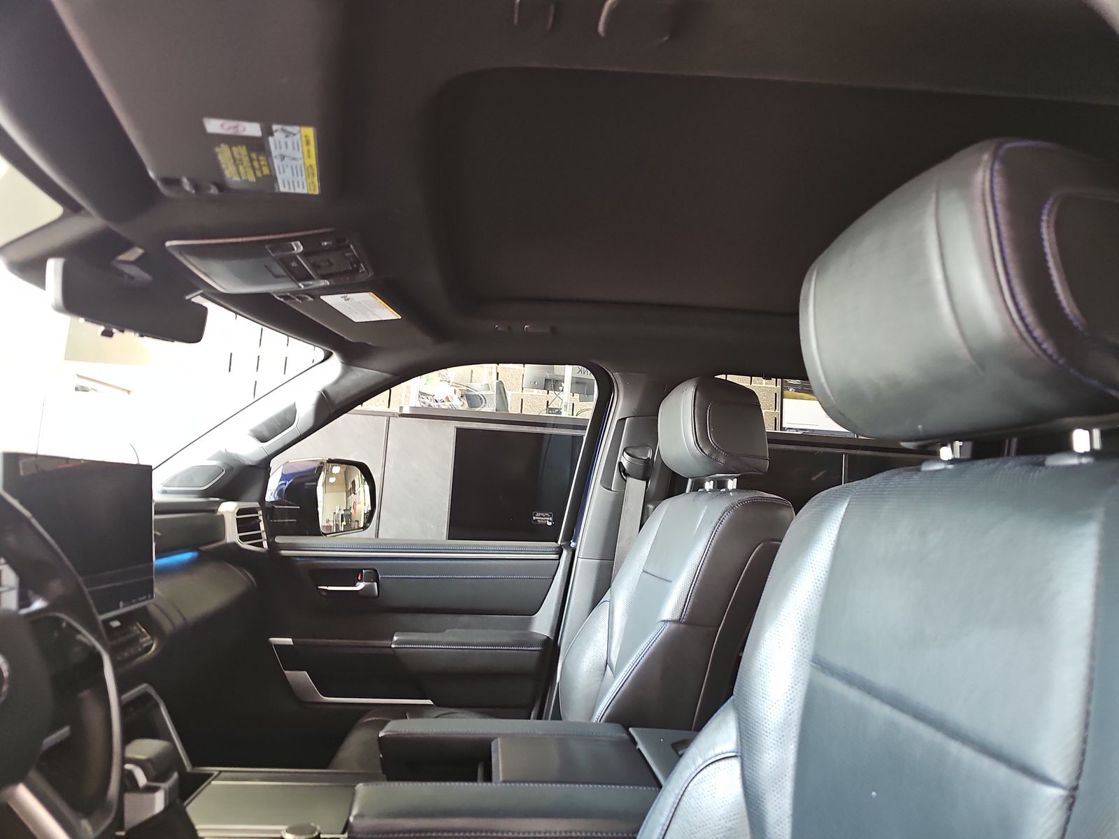 2022 Toyota Tundra Hybrid Platinum AWD