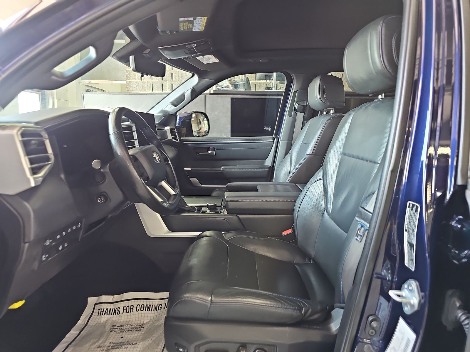 2022 Toyota Tundra Hybrid Platinum AWD