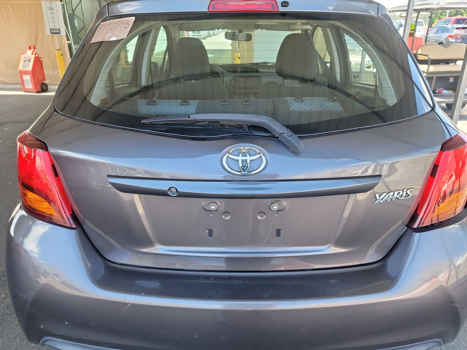 2015 Toyota Yaris L FWD