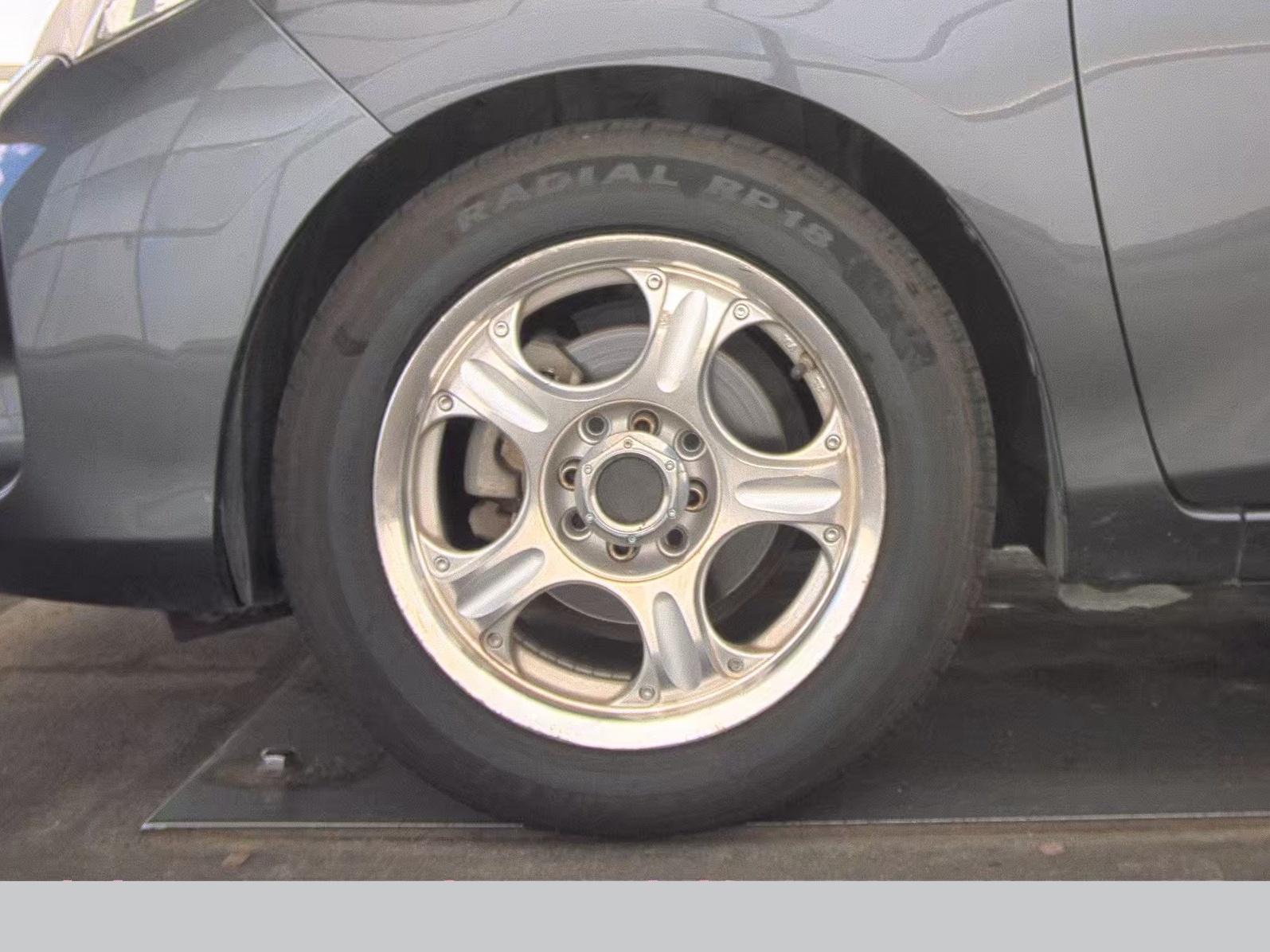 2015 Toyota Yaris L FWD