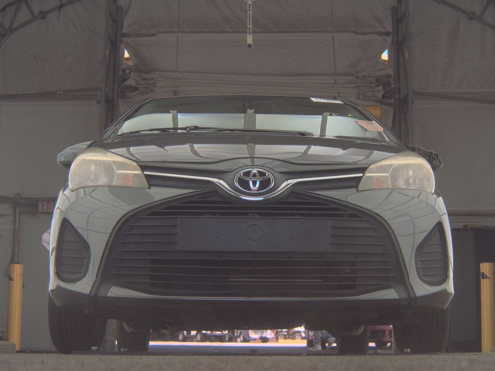 2015 Toyota Yaris L FWD