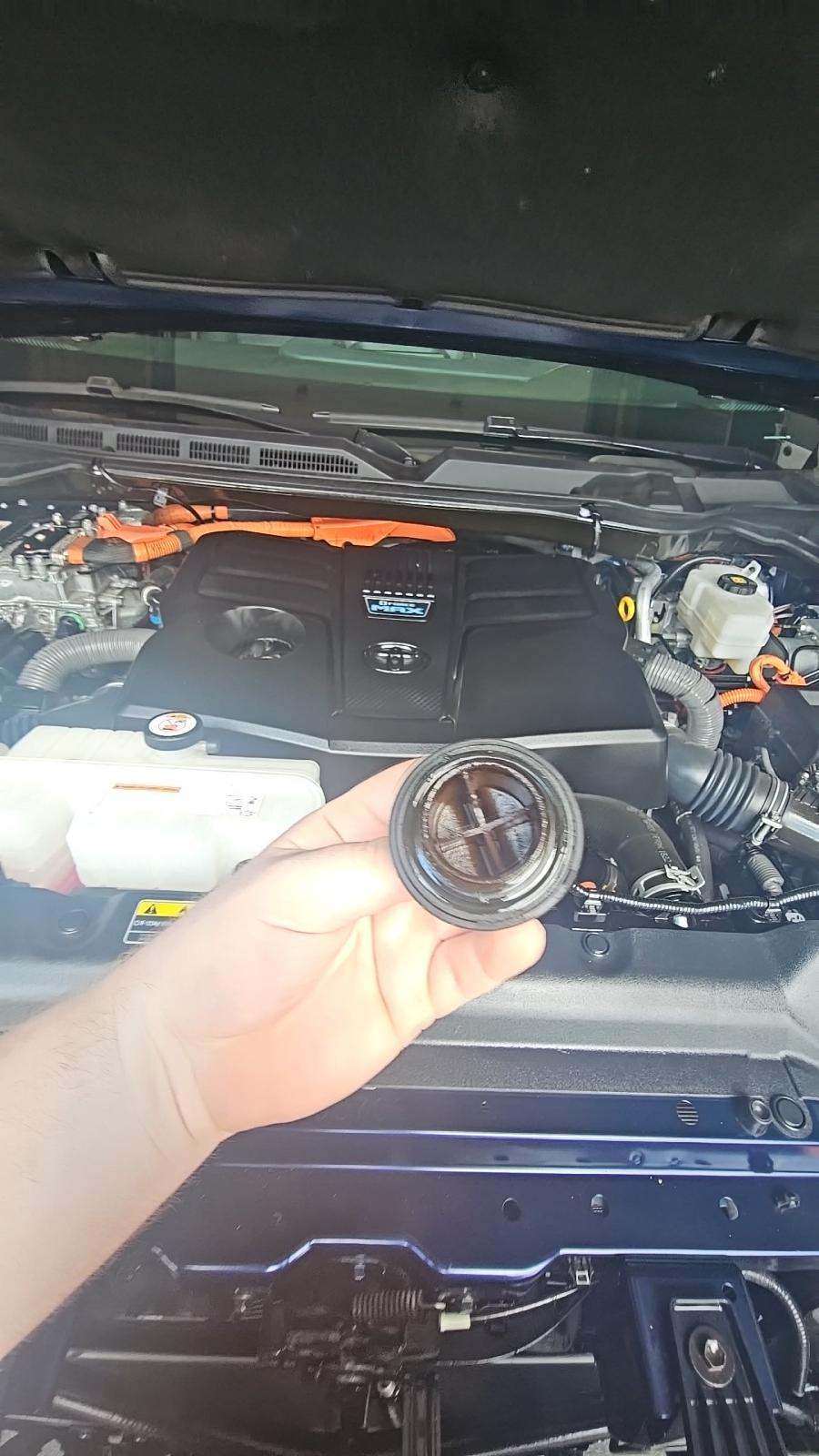 2022 Toyota Tundra Hybrid Platinum AWD