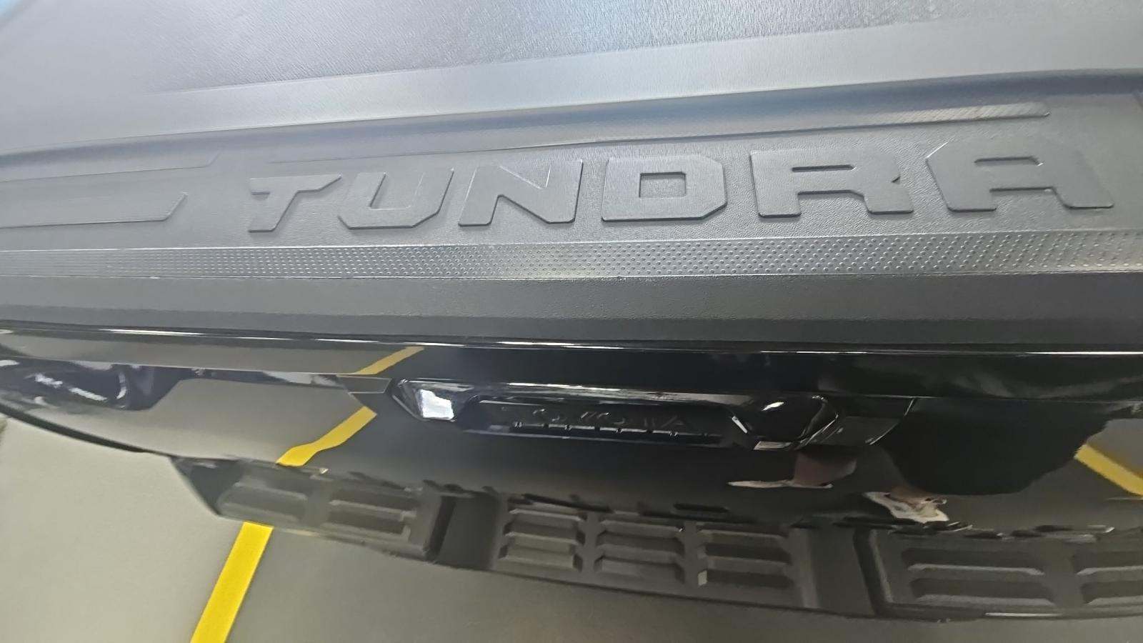 2022 Toyota Tundra Hybrid Platinum AWD