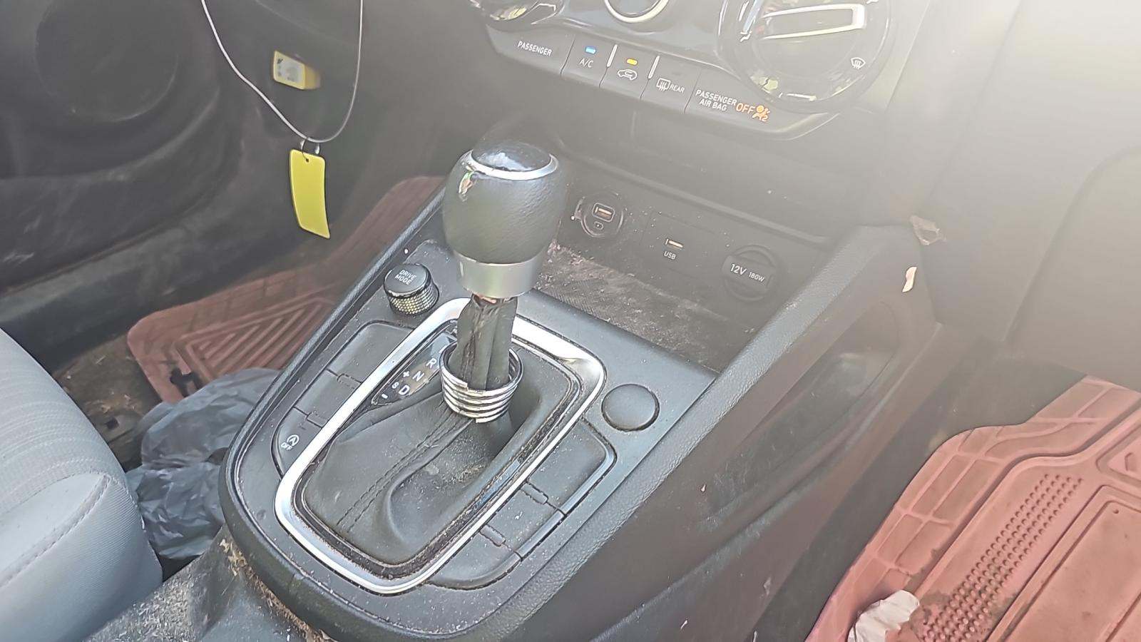 2022 Hyundai Kona SEL FWD