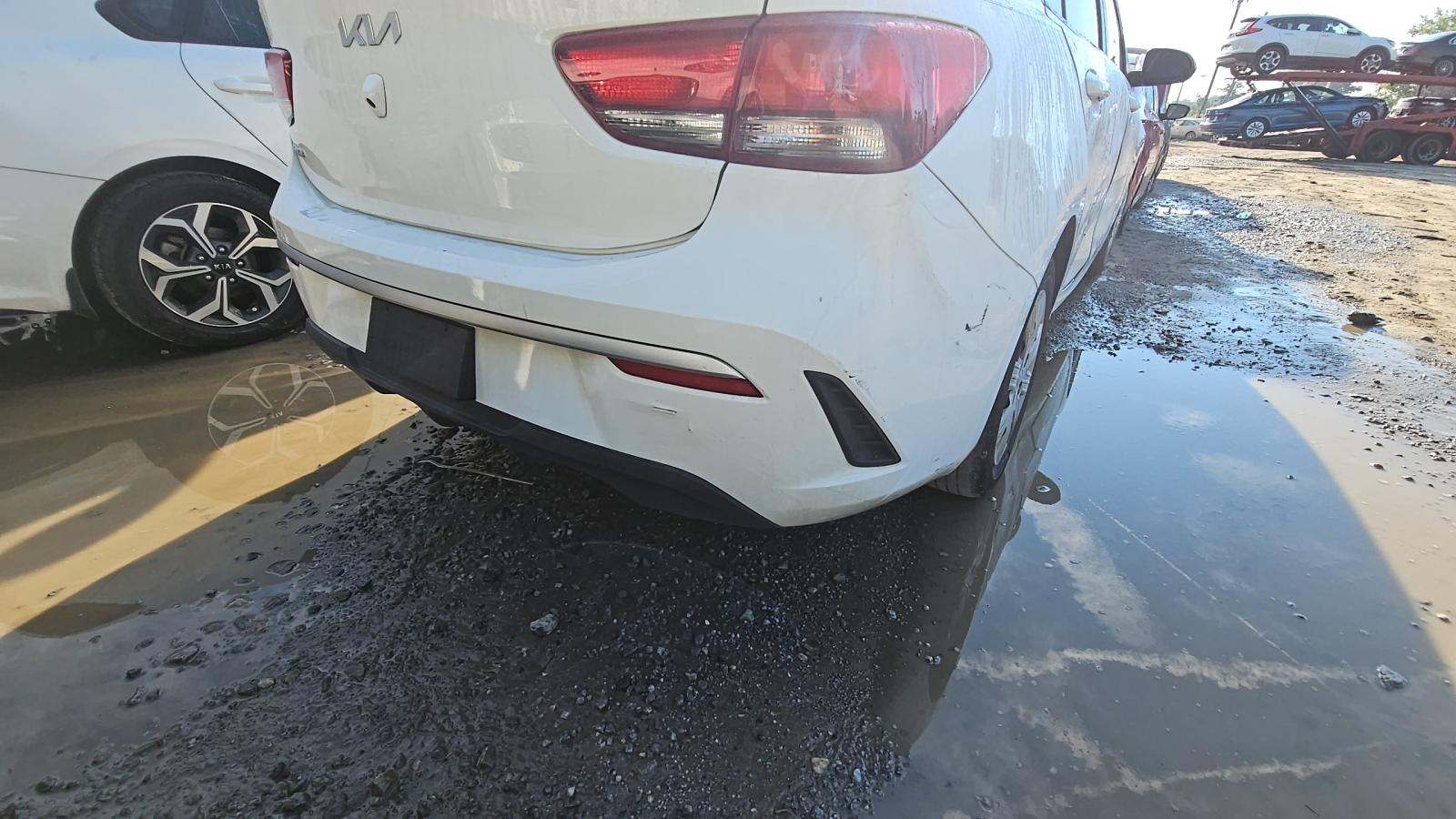2023 Kia Rio S FWD
