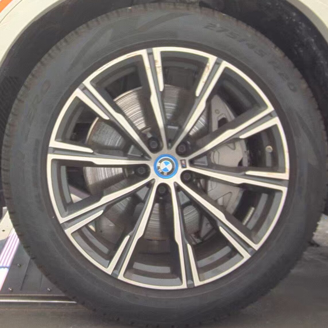 2025 BMW X5 xDrive50e AWD