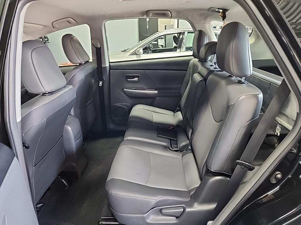 2012 Toyota Prius v Five FWD
